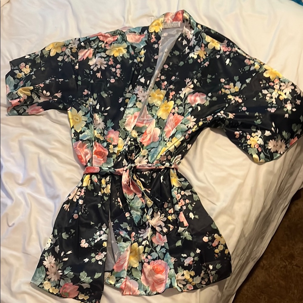 Floral Kimono Robe